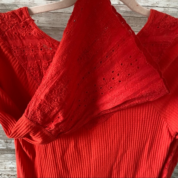 Free People | Eyelet Bell-Sleeved Too | Size XS - Picture 7 of 7